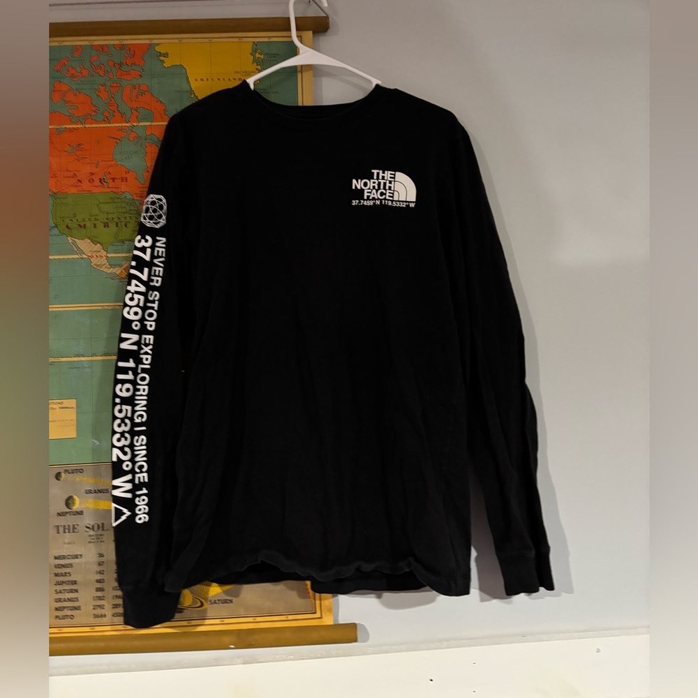 The North Face long sleeve shirt. Men’s medium. Grid coordinates.